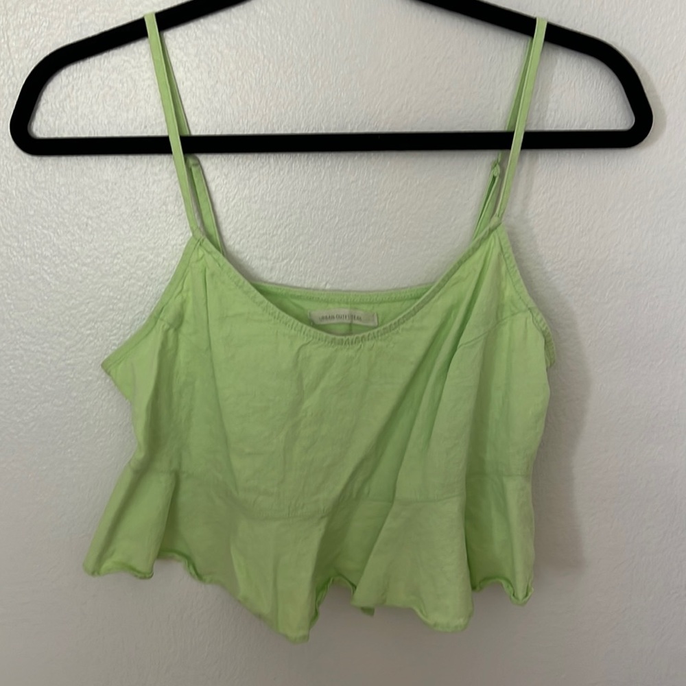 Cropped green tank top